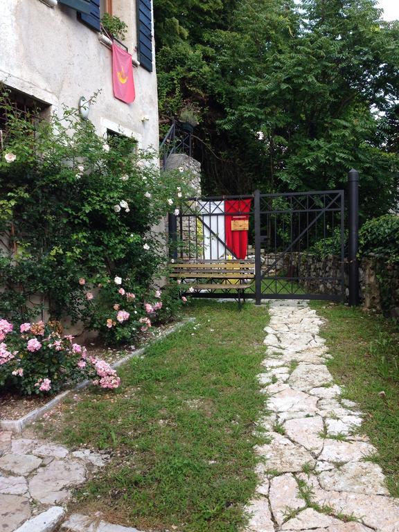Bus De L'Och Bed and Breakfast Feltre Exterior foto